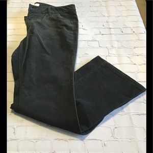 Loft Corduroy Curvy Boot Forest Green Size 33/16